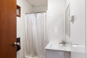 Five Berth Ensuite Cabin (Triple Bunk)