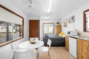 Five Berth Ensuite Cabin (Triple Bunk)