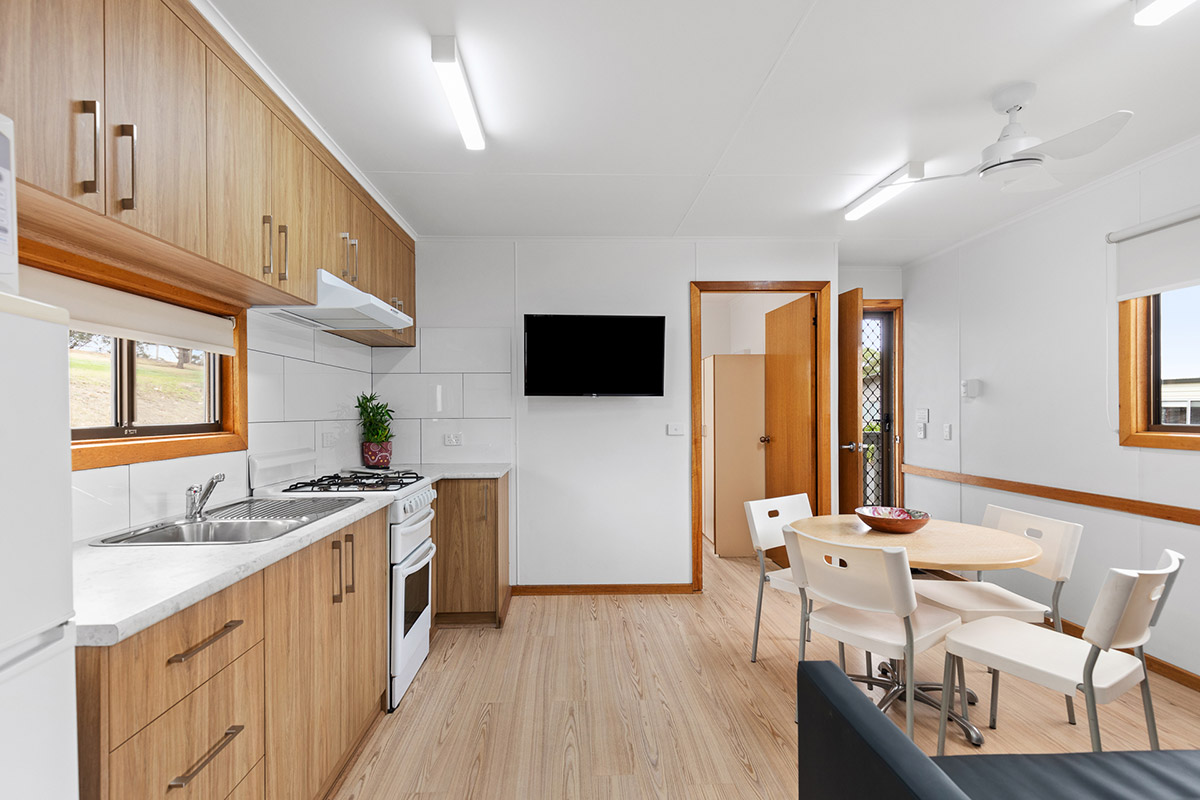 Holiday Unit 4 Berth